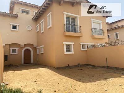 Townhouse Corner For Sale Ready To Move in Hyde Park New Cairo | Prime Location | Classic Design