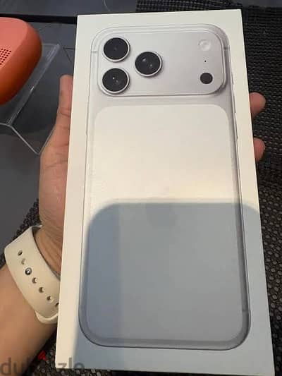 Apple - iPhone 17 Pro Max 256gb silver sealed