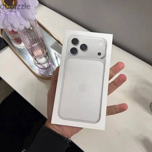 Apple - iPhone 17 Pro Max 256gb silver sealed 1
