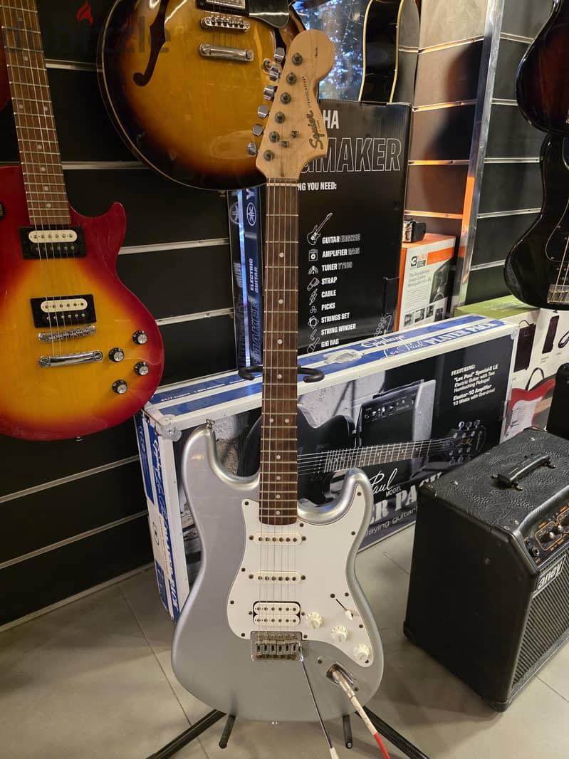 Fender Squeir Affinity silver strat 1