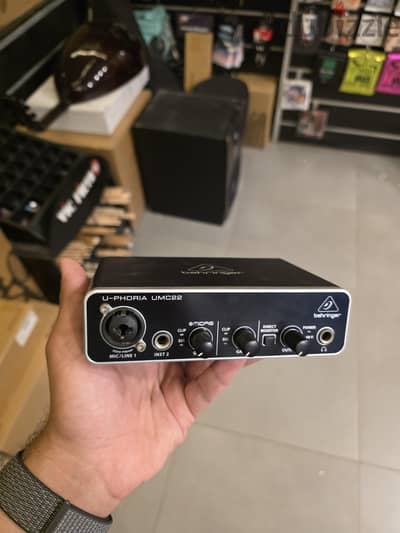 behringer umc22
