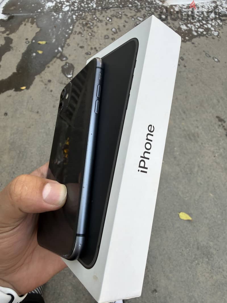 Apple - iPhone 11 3