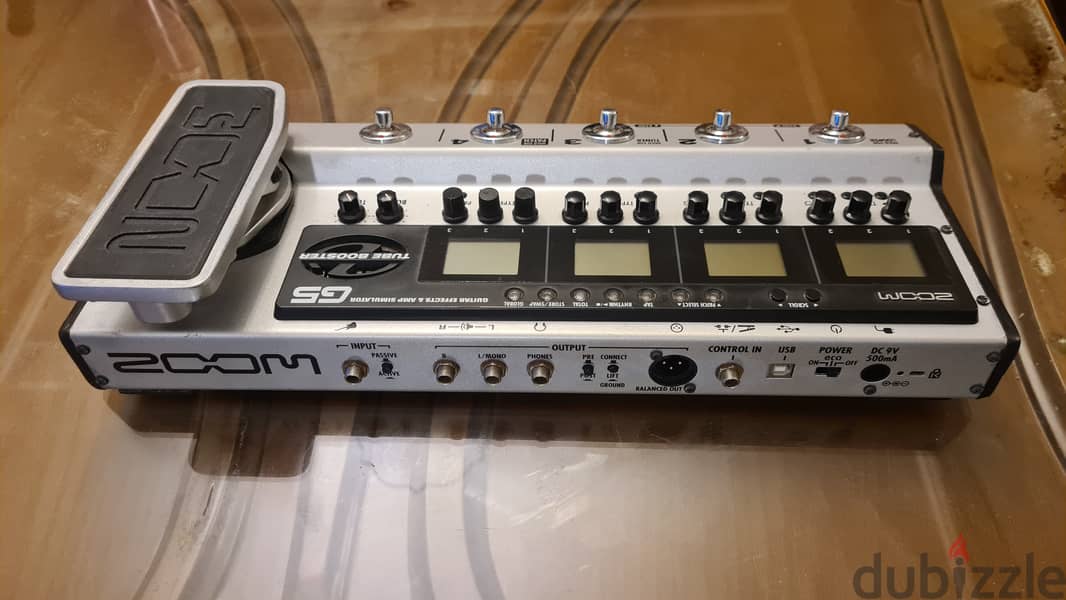 ZOOM G5 Multi Effects + Case 4