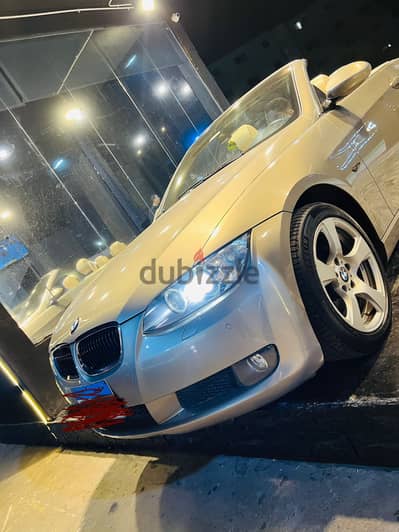 BMW 320i  e93 2008