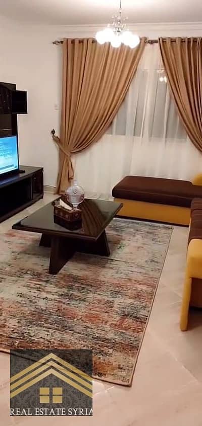 شقه للايجار كومباوند دار مصر تشطيبات فندقيه فرش قباني ثلاث غرف واثنين حمام القيمه الاداريه 24 قابله للتفاوض البسيط في حاله مده السنه