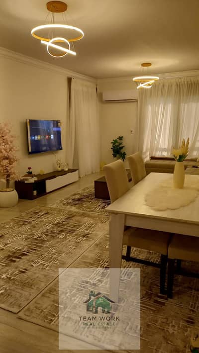 شقة للايجار اول سكن مفروش ومكيفة بالكامل بحري فيو  مميز  فرش مودرن 130م بكمبوند جنة 1 Apartment for rent, first occupancy, fully furnished and air-con