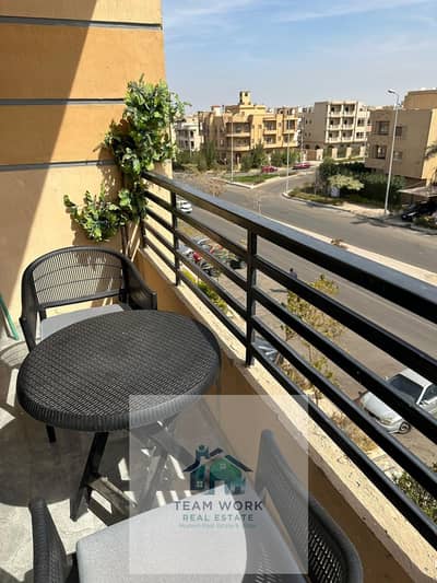 شقة مفروش منطقة الفلل فرش حديث مكيفة بالكامل قلب مدينة الشيخ زايد بجوار اسبانا مول Furnished apartment in the villas area, modern furnishings, fully a