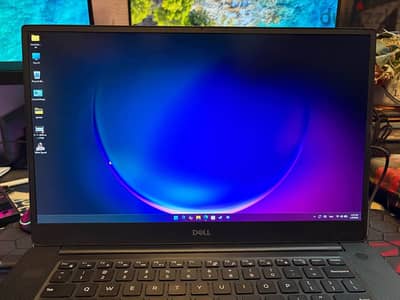 Dell XPS 15 7590 – i7 9th –16 GB RAM – 512 GB NVMe – GTX 1650