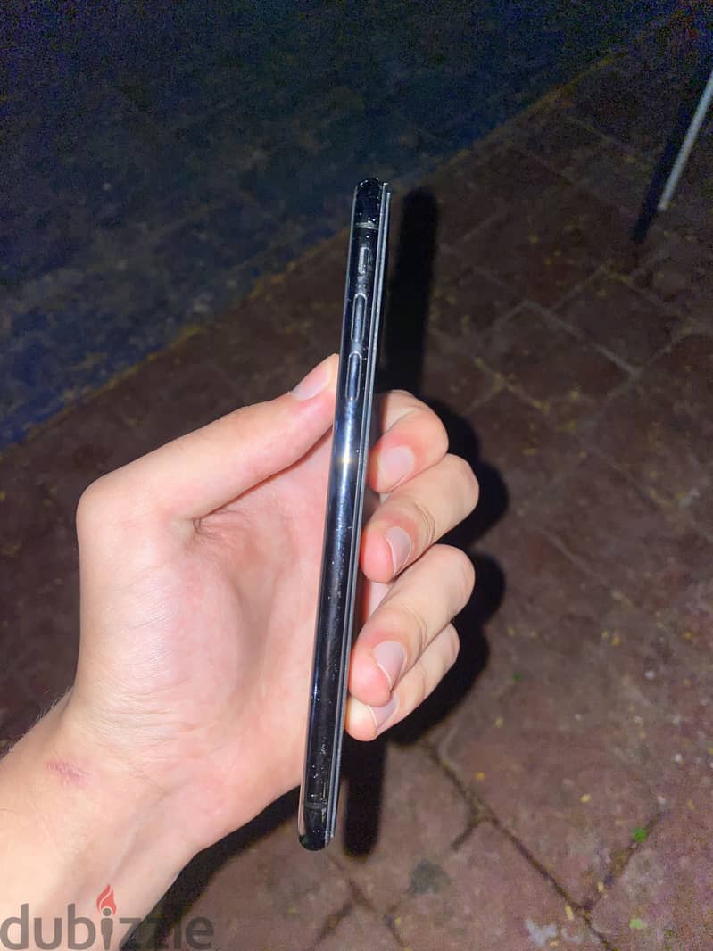 Apple - iPhone XS Max 2