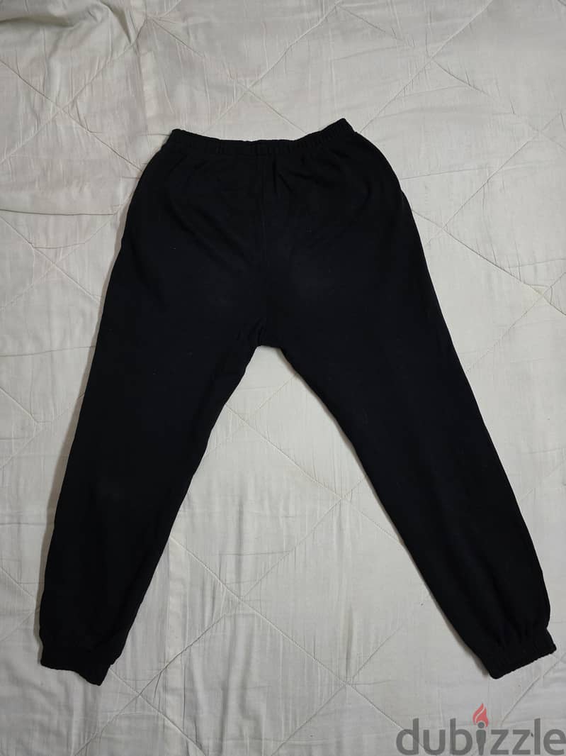 Black Pull&Bear Sweatpants 1
