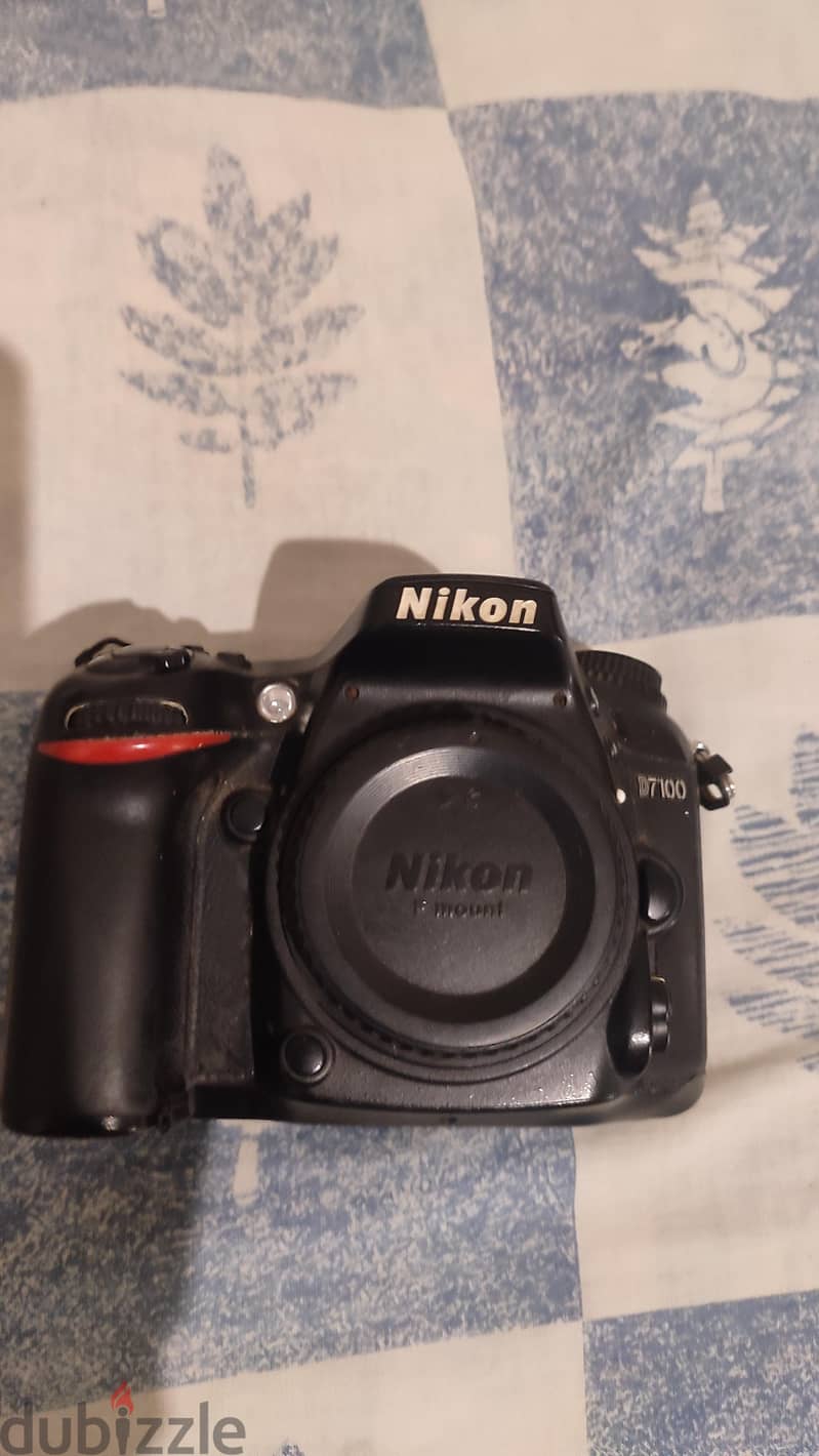 Nikon D7100 body 1