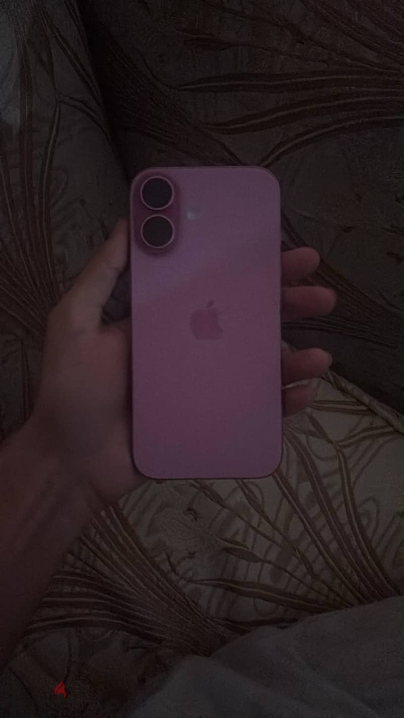 Apple - iPhone 16 4