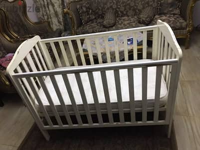 سرير اطفال mathercare