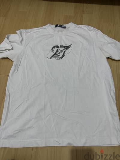 white over sized t shirt foe boys and girls