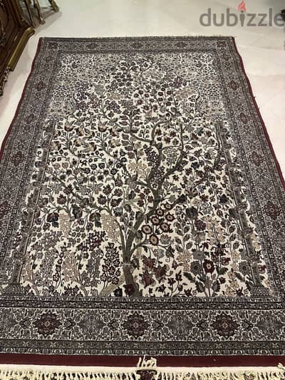 سجاد متنوع بحاله ممتازه