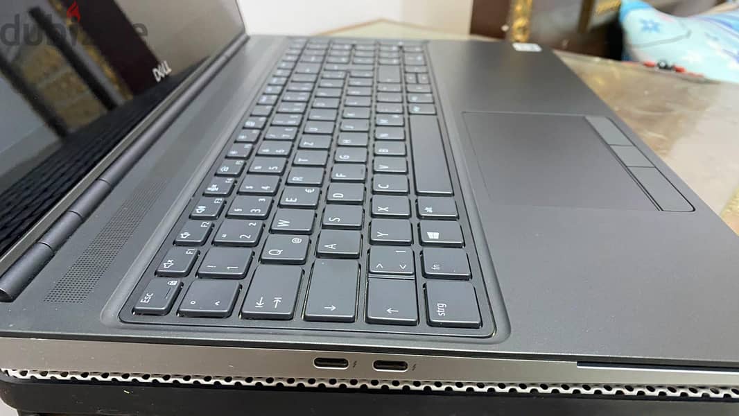 Dell precision 7550 4