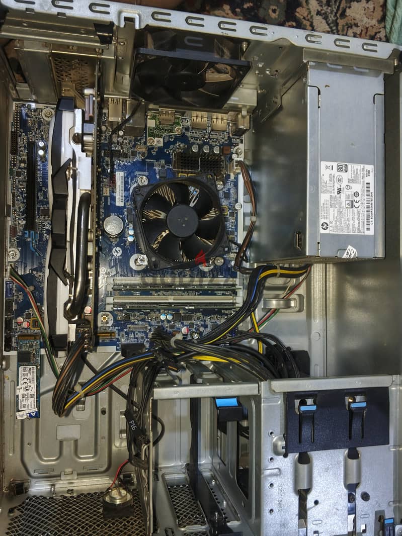 HP Z2 Tower G4 Workstation 3