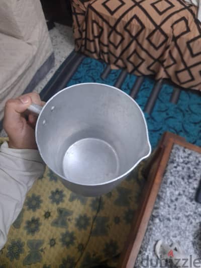 لبانة ألومنيوم كبير للبيع بحالة ممتازة