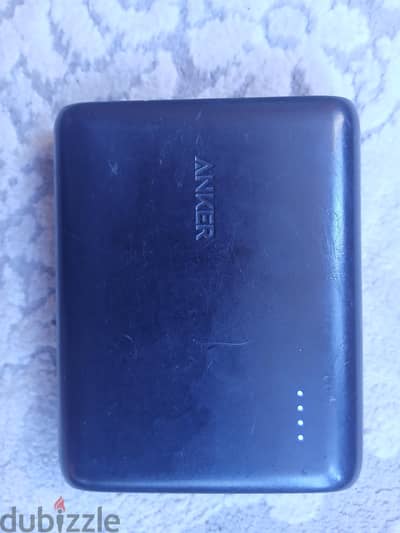 باور بانك Anker أصلي 13000mAh مستعمل الوصف: