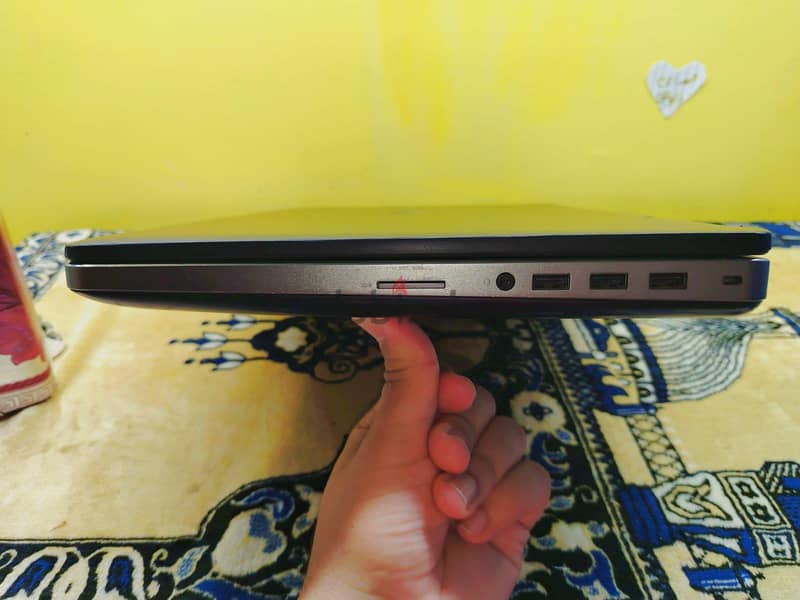 Dell Precision 7510 5