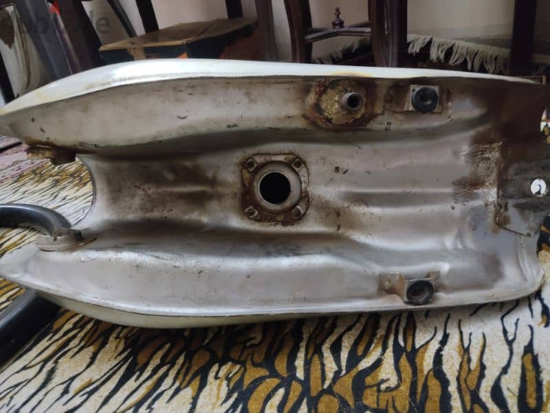 تانك وينج ويانج رمادي 3