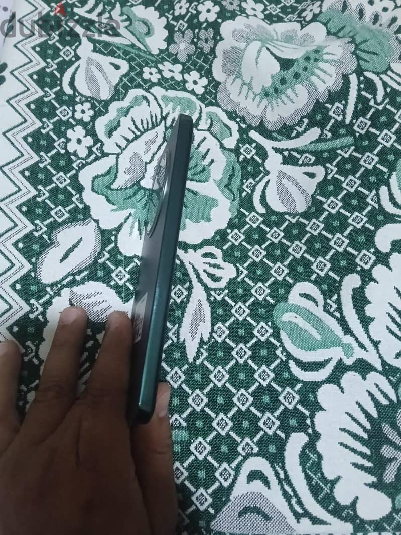 OPPO Reno12 F 9
