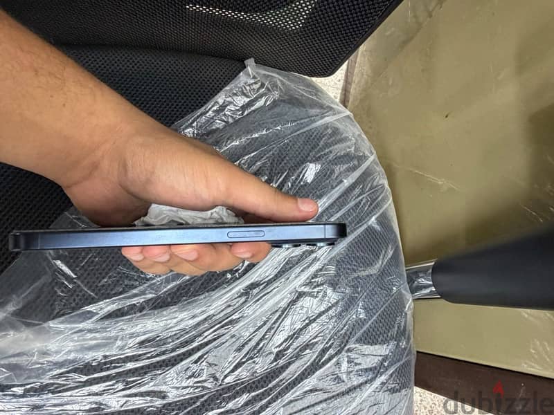 Apple - iPhone 15 Pro Max 2