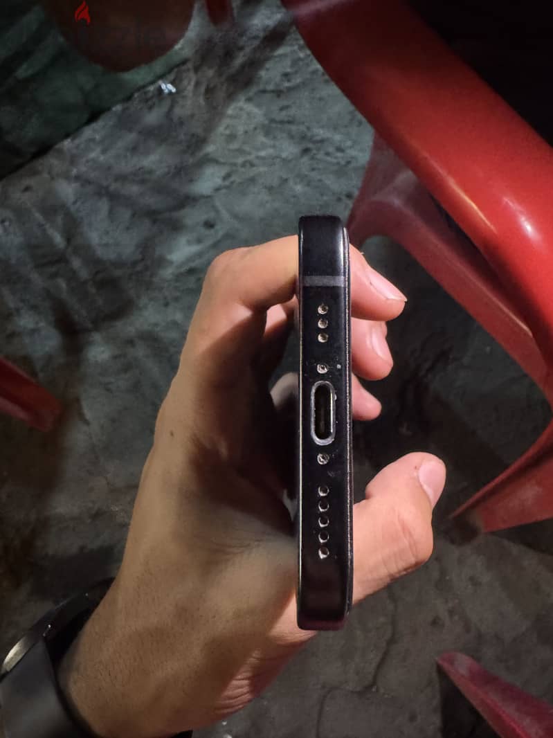 Apple - iPhone 15 4