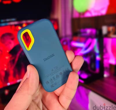 جديد SanDisk Extreme Portable SSD 4TB أكبر مساحة تخزين ٤ تيرا