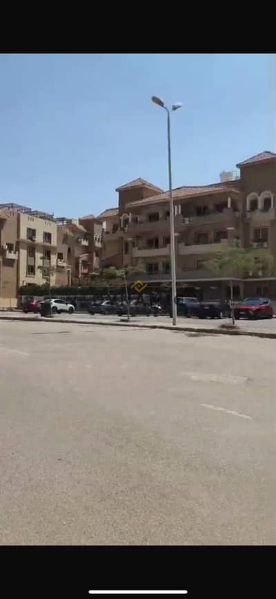 شقة للبيع ١٥٠م استلام فوري خلف مسجد الشرطة في كمبوند الخمائل