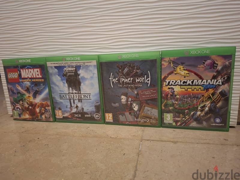 Xbox One S 500GB + 2 Controllers + 4 games 1