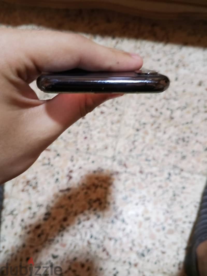 Apple - iPhone XS 4
