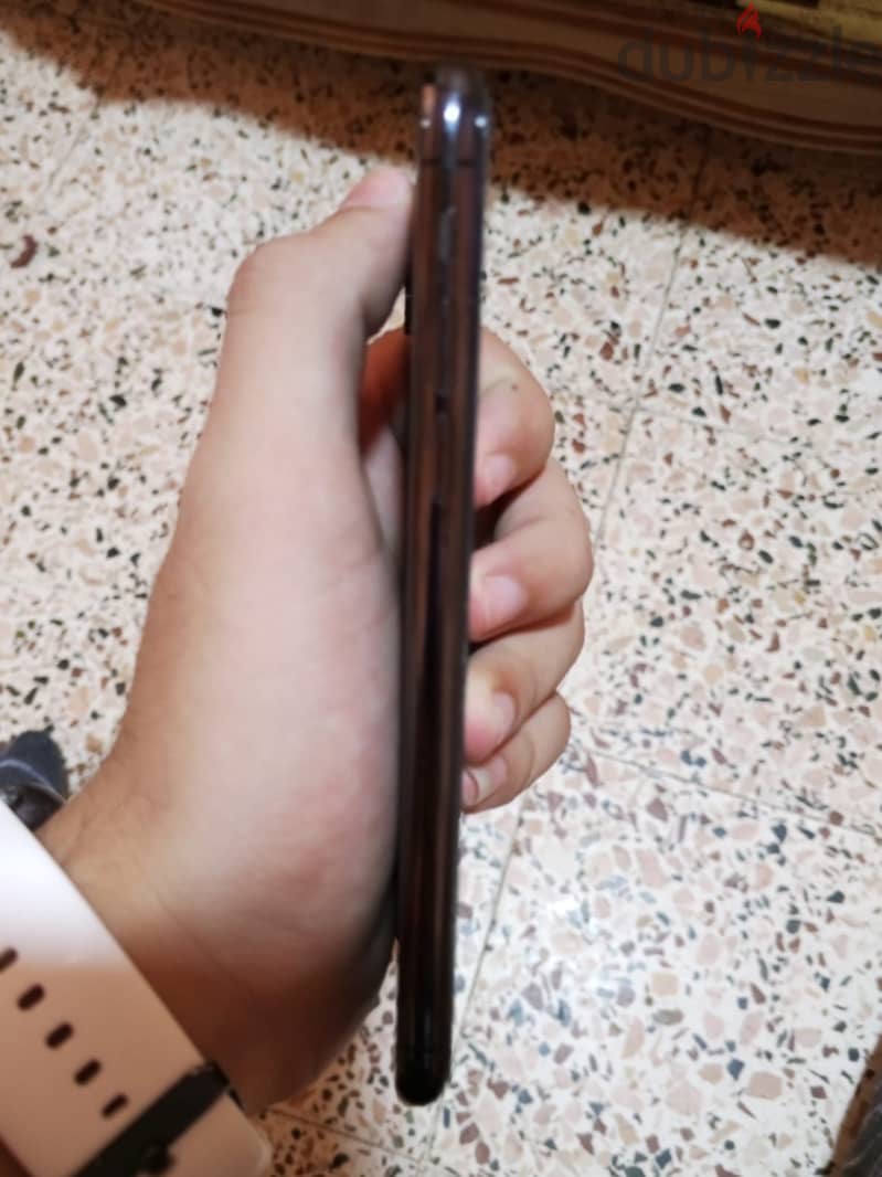 Apple - iPhone XS 7