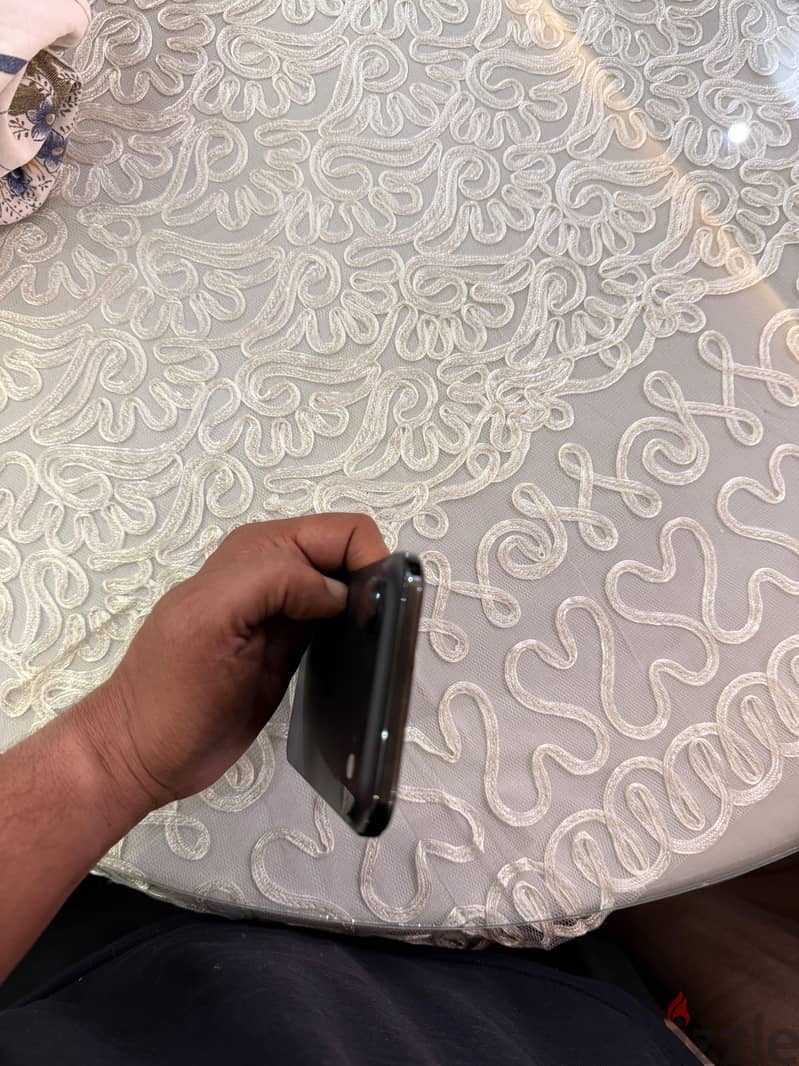 Apple - iPhone 17 Air 5