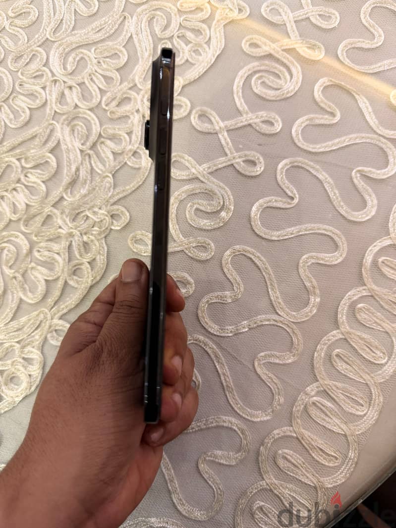 Apple - iPhone 17 Air 6