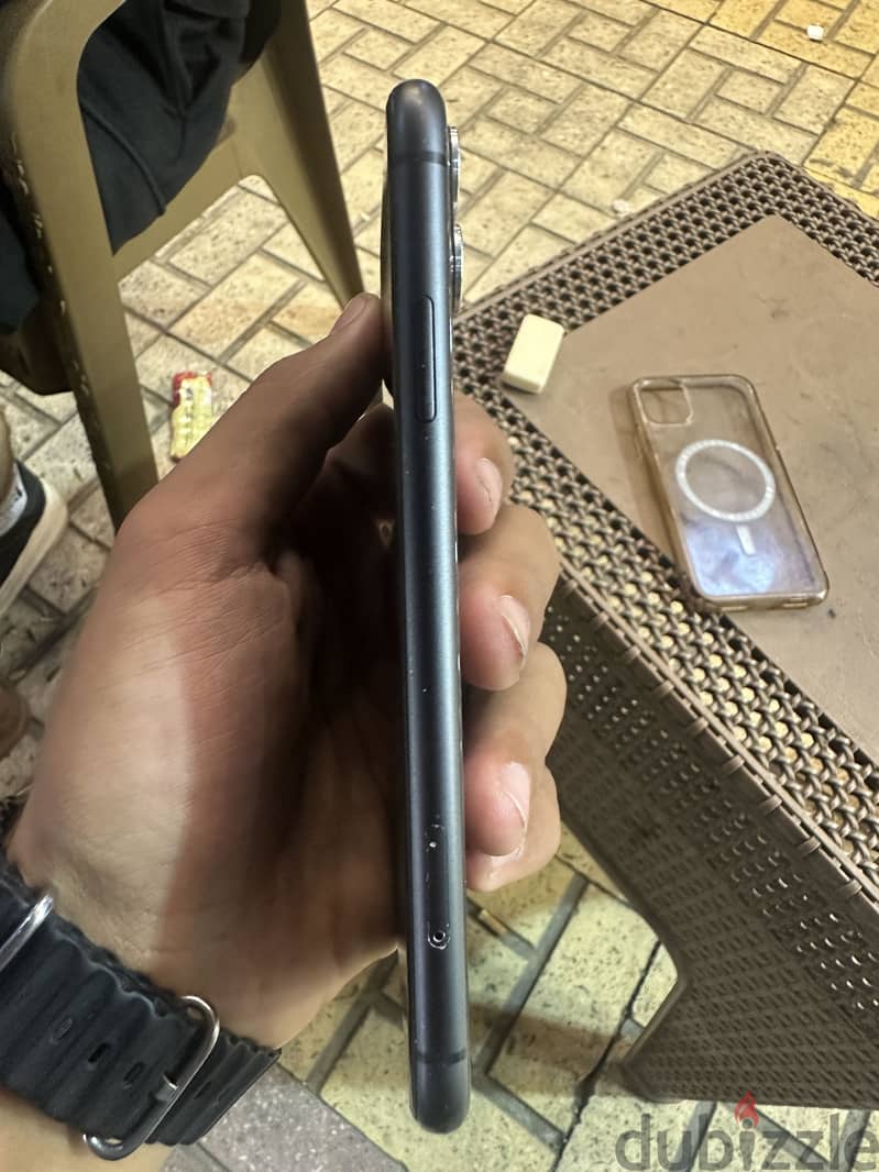 Apple - iPhone 11 2