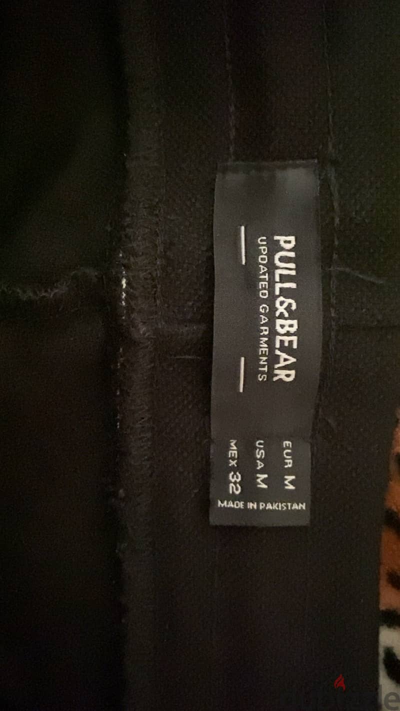 Pull and bear black sweatpants 2
