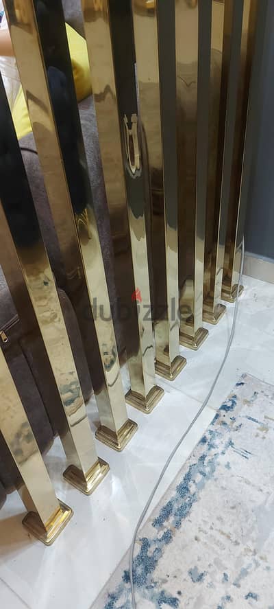 اعمدة ستانلس ستيل ٣٠٤ اتركبت لمده شهرين  فقط