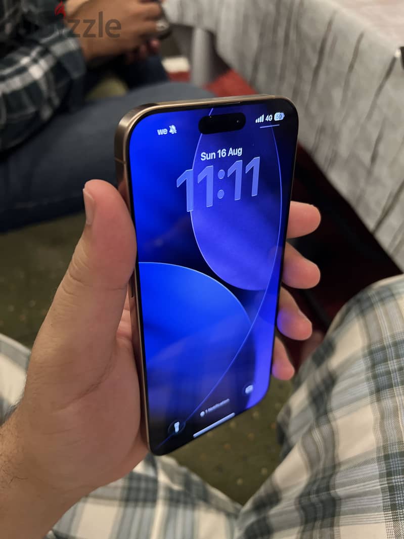 Apple - iPhone 16 Pro Max 2