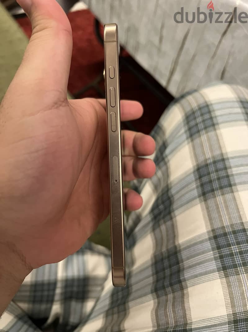 Apple - iPhone 16 Pro Max 8