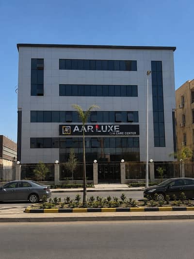 For rent: Office – Sheraton Airport | 850m² or 1,650m² Strategic location Available full floor of 850m² Available two floors with a total of 1,650m² Ultra super lux finishing Equipped to the highest level Ready to work immediately