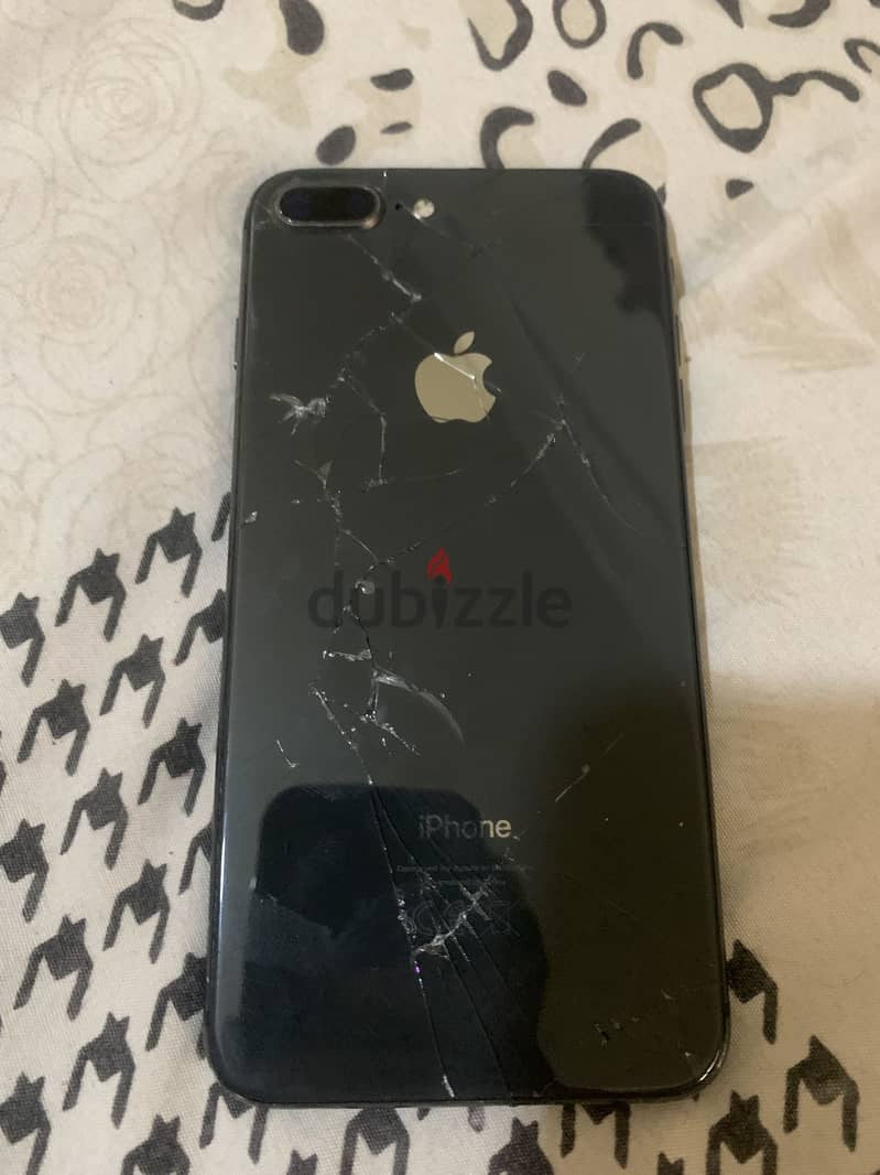Apple - iPhone 8 Plus 1