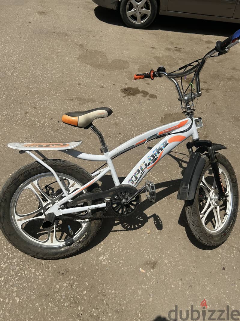 عجل BMX 2