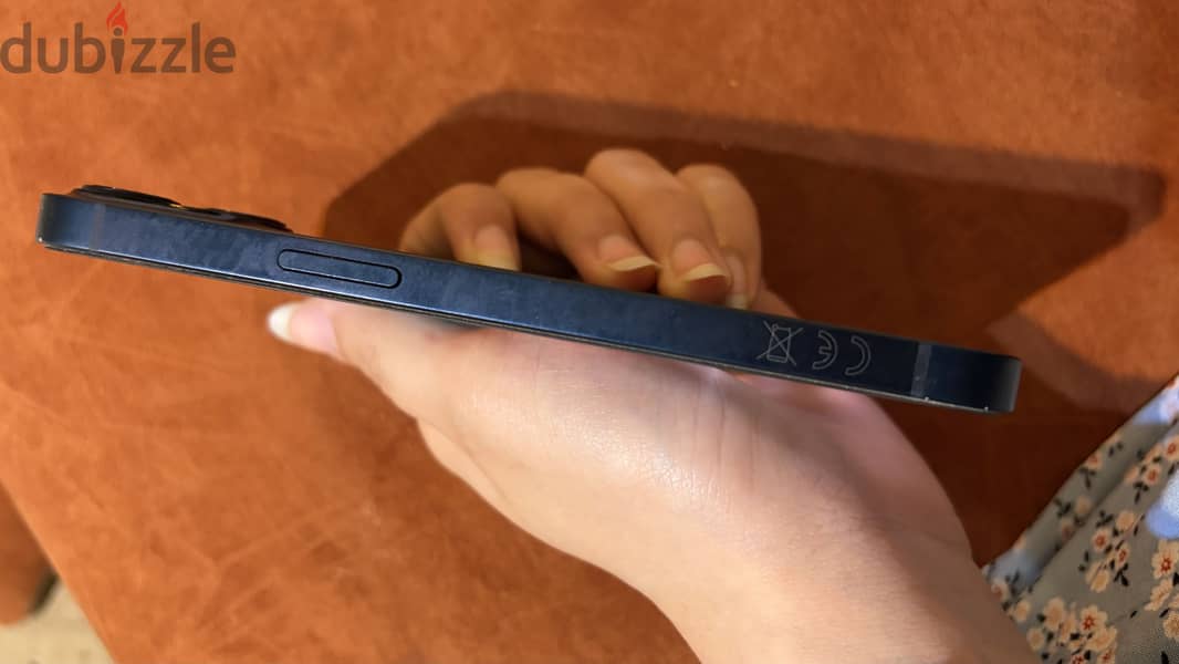 Apple - iPhone 13 5