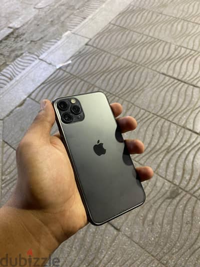 آبل - آيفون 11 برو