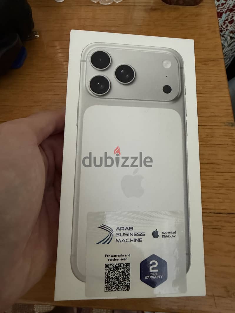 Apple - iPhone 17 Pro Max 2