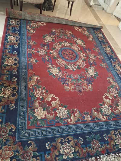 سجادة صوف حالة ممتازة مقاس 235×335
