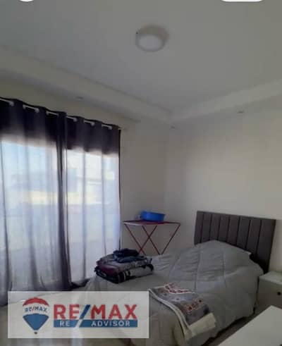 udio with Separate Bedroom & 120m Roof for Rent in Zayed Dunes