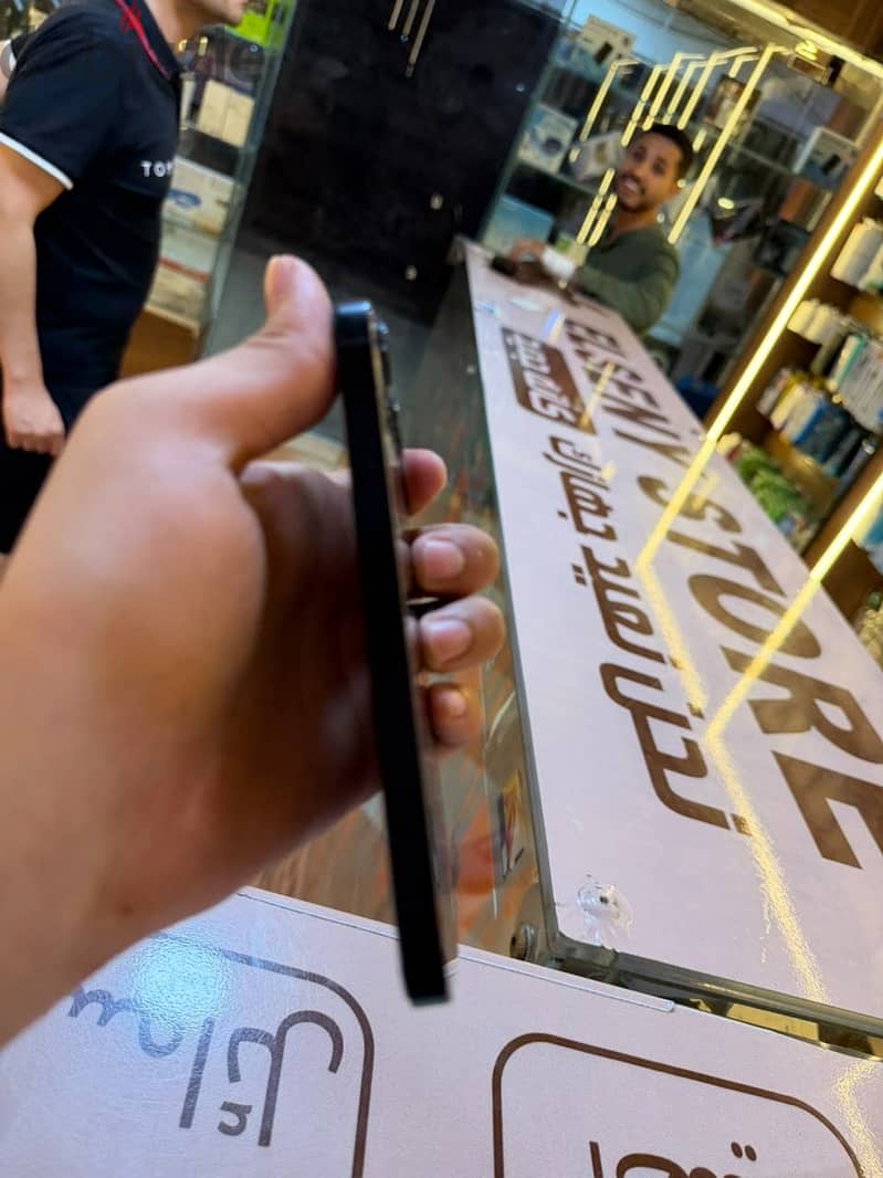 Apple - iPhone 13 3