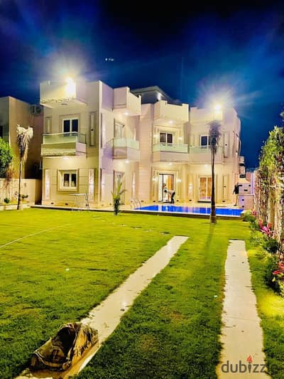 فيلا بحمام سباحه خاص للإيجار اليومي في كينج مريوط | الإسكندريه •